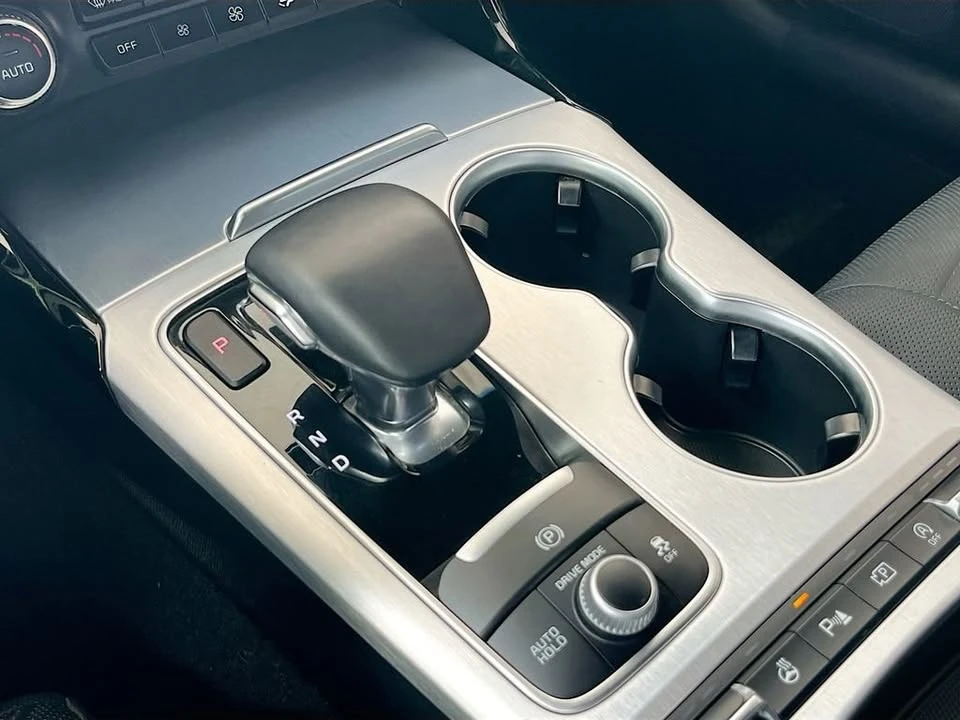 2023 Kia Stinger GT - Image 17 of 20