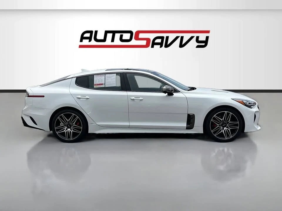 2023 Kia Stinger GT - Image 8 of 20