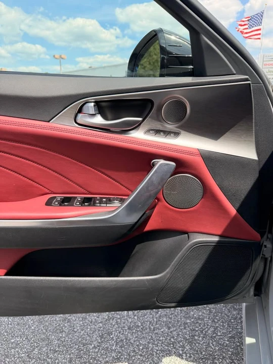 2023 Kia Stinger GT - Image 14 of 19