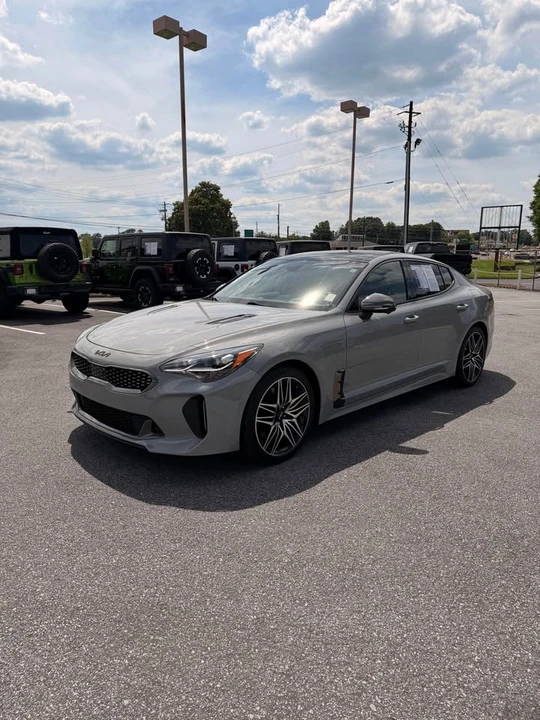 2023 Kia Stinger GT - Image 8 of 19