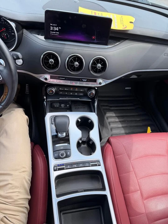 2023 Kia Stinger GT - Image 17 of 19