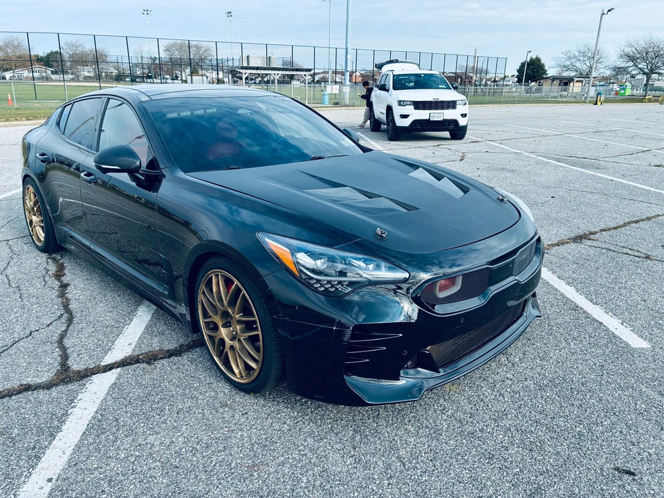 2023 Kia Stinger GT - Image 11 of 31