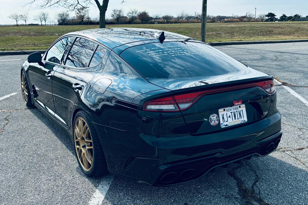 2023 Kia Stinger GT - Image 4 of 31