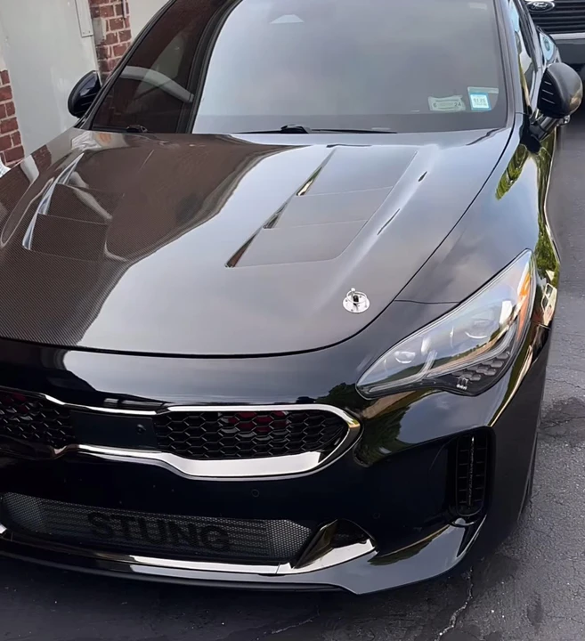 2023 Kia Stinger GT - Image 15 of 31