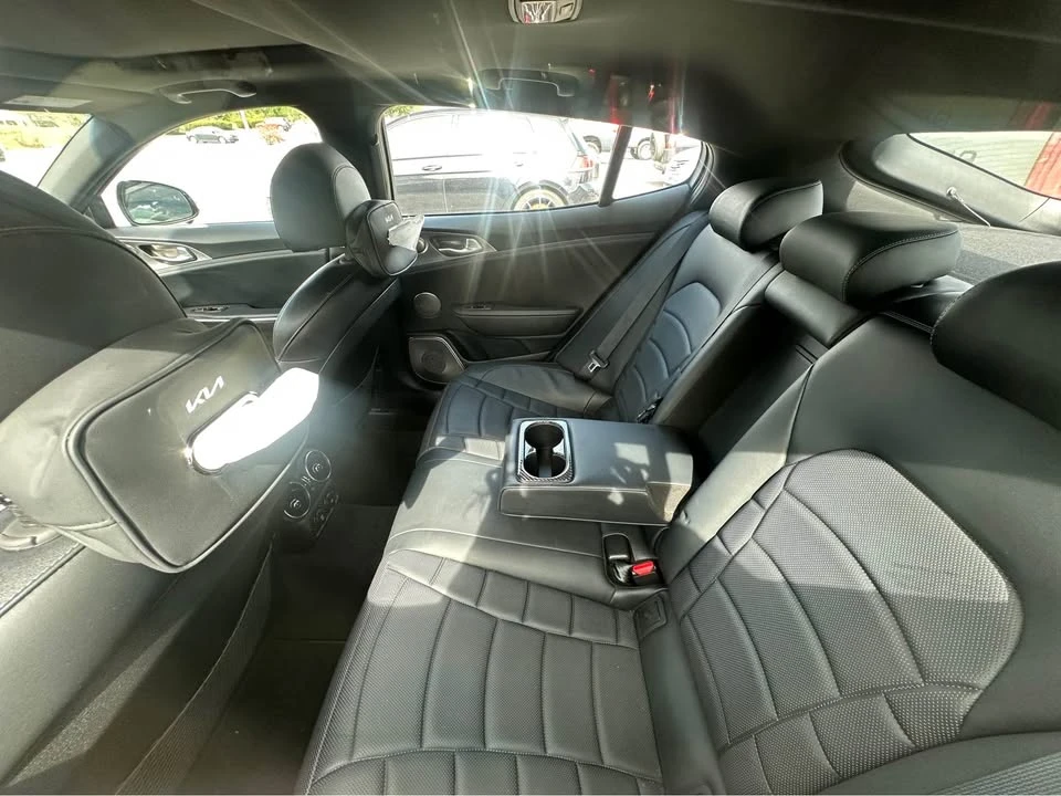 2023 Kia Stinger GT - Image 8 of 8