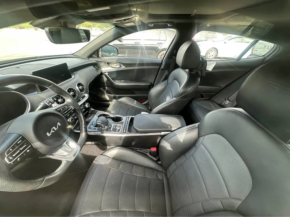2023 Kia Stinger GT - Image 6 of 8