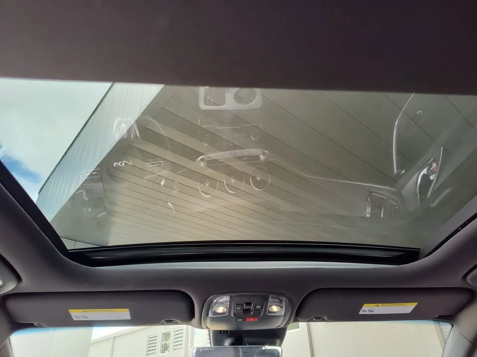 2023 Kia Stinger GT - Image 5 of 6