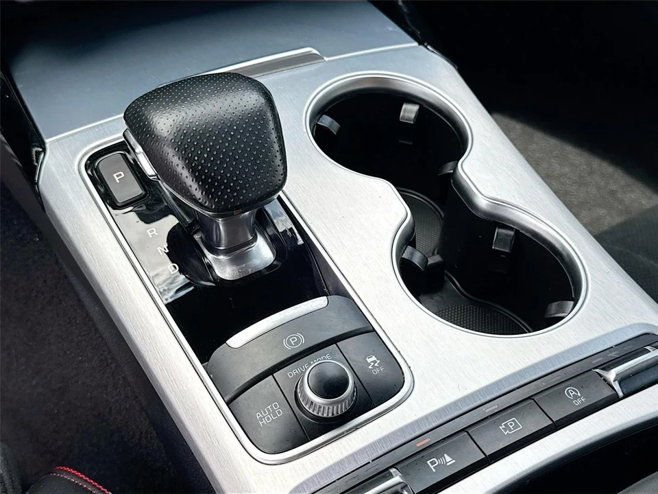 2023 Kia Stinger GT - Image 17 of 21