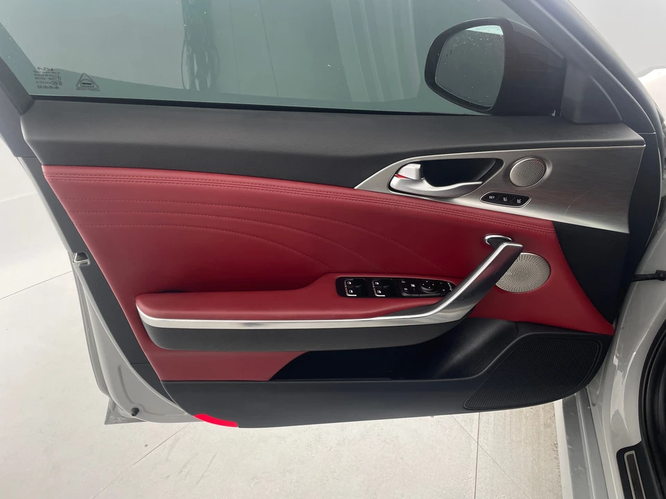 2023 Kia Stinger GT - Image 3 of 31
