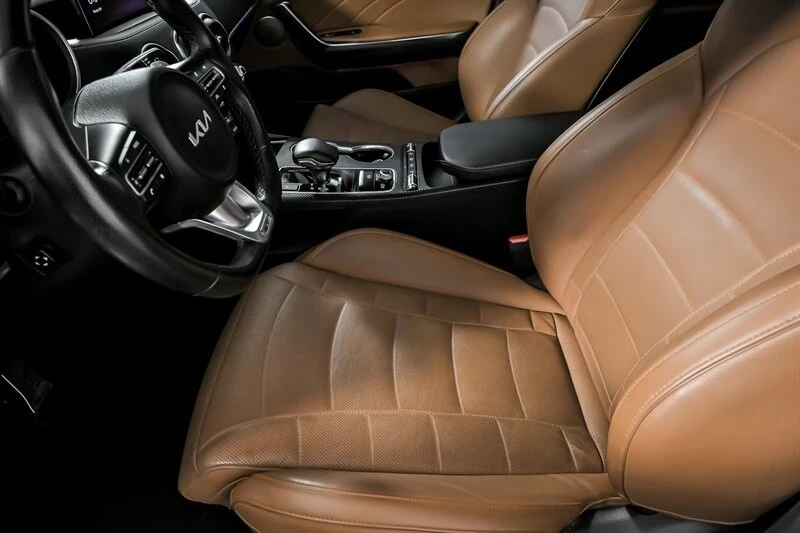 2023 Kia Stinger GT - Image 20 of 21