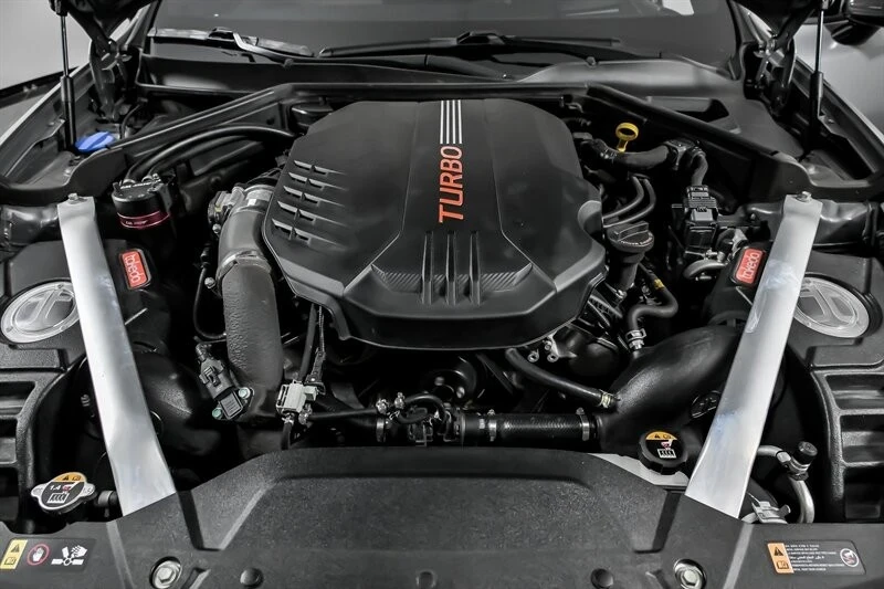 2023 Kia Stinger GT - Image 16 of 21