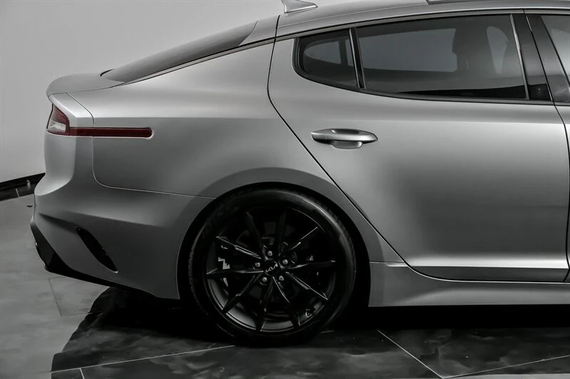 2023 Kia Stinger GT - Image 12 of 21