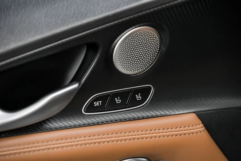 2023 Kia Stinger GT - Image 18 of 21
