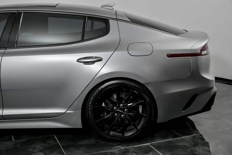 2023 Kia Stinger GT - Image 8 of 21