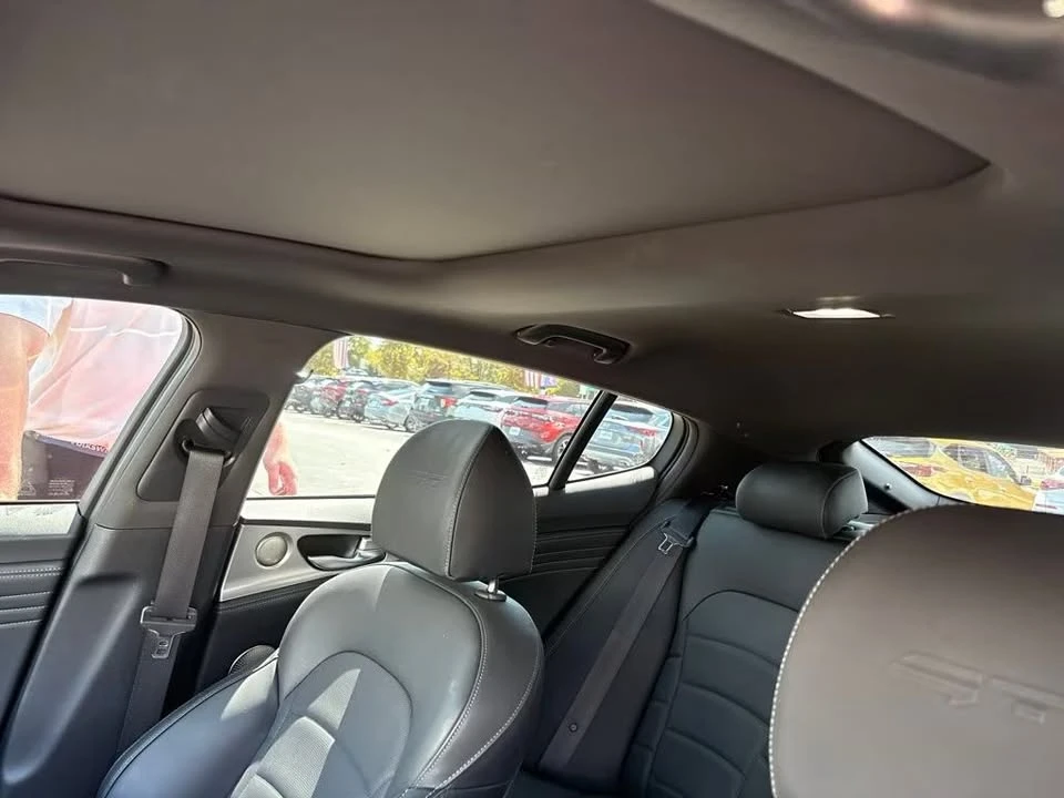 2023 Kia Stinger GT - Image 2 of 10