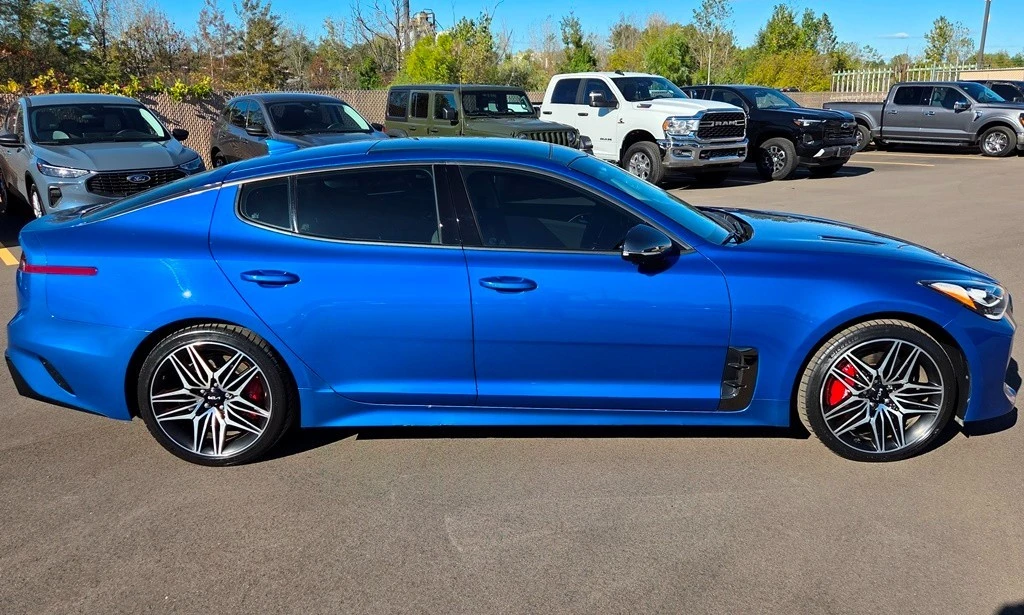 2023 Kia Stinger GT - Image 8 of 21