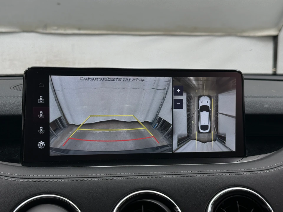 2023 Kia Stinger GT - Image 13 of 31