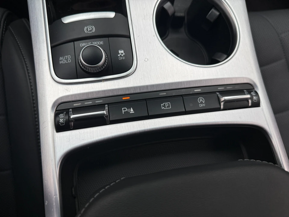 2023 Kia Stinger GT - Image 21 of 31