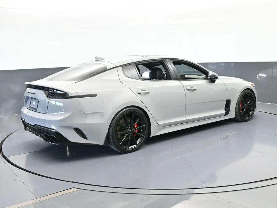 2023 Kia Stinger GT - Image 6 of 12