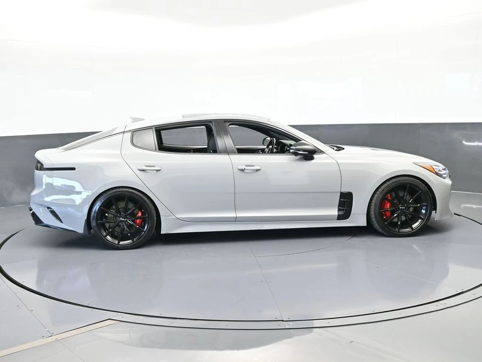 2023 Kia Stinger GT - Image 7 of 12