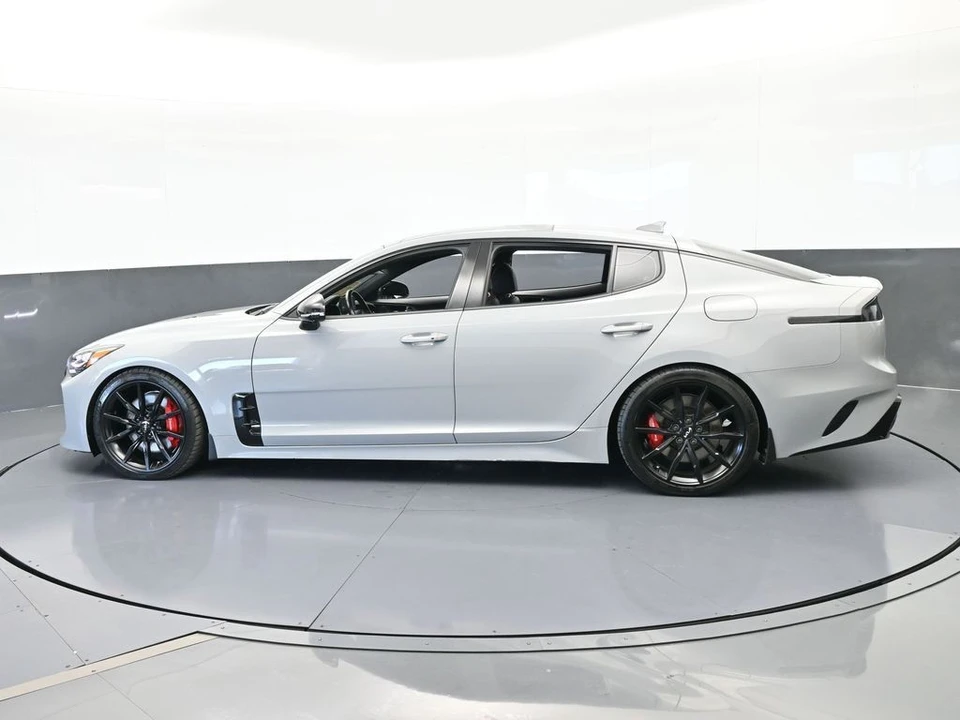 2023 Kia Stinger GT - Image 3 of 12