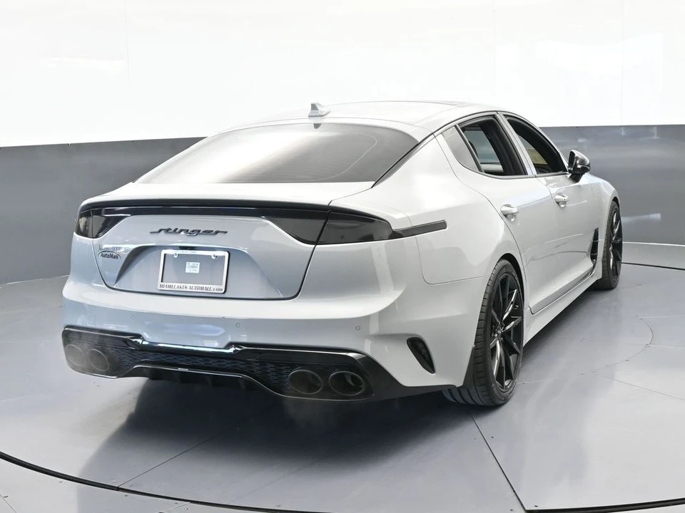 2023 Kia Stinger GT - Image 5 of 12