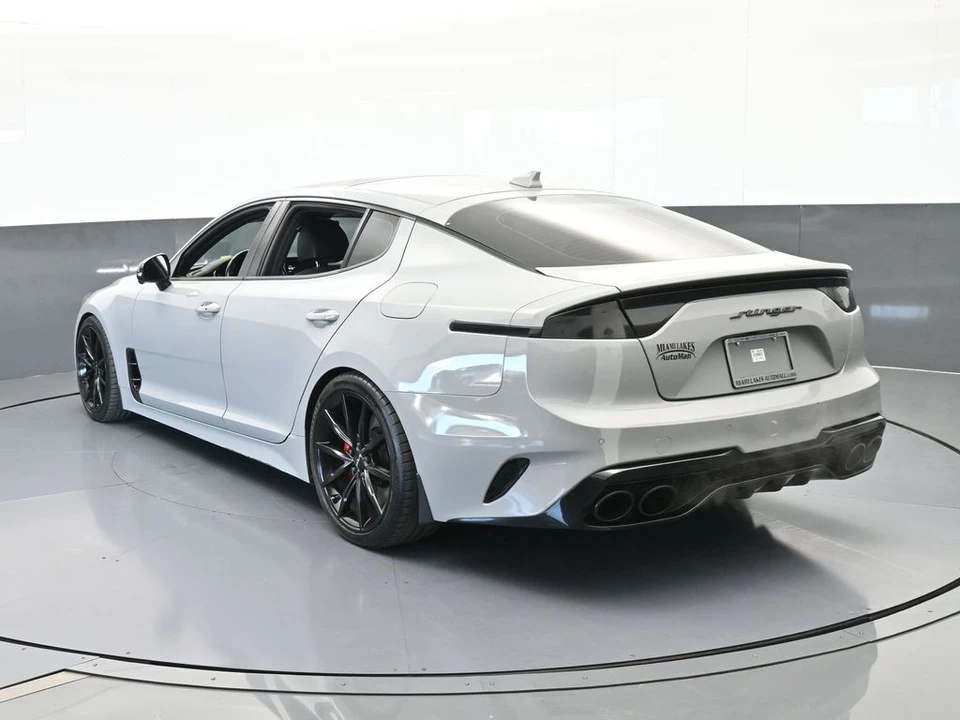 2023 Kia Stinger GT - Image 4 of 12