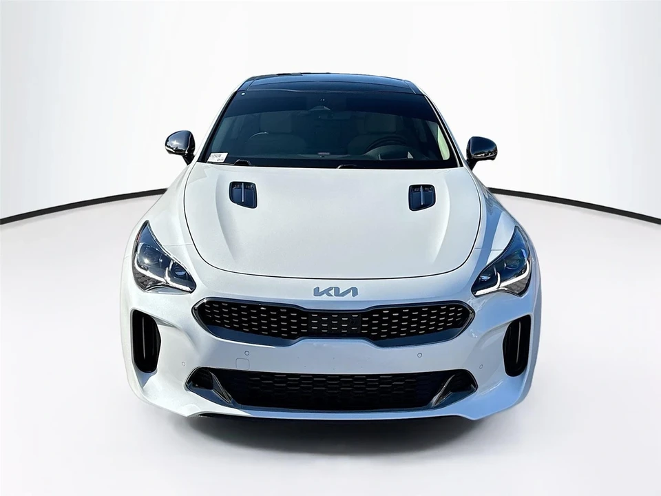 2023 Kia Stinger GT - Image 2 of 21
