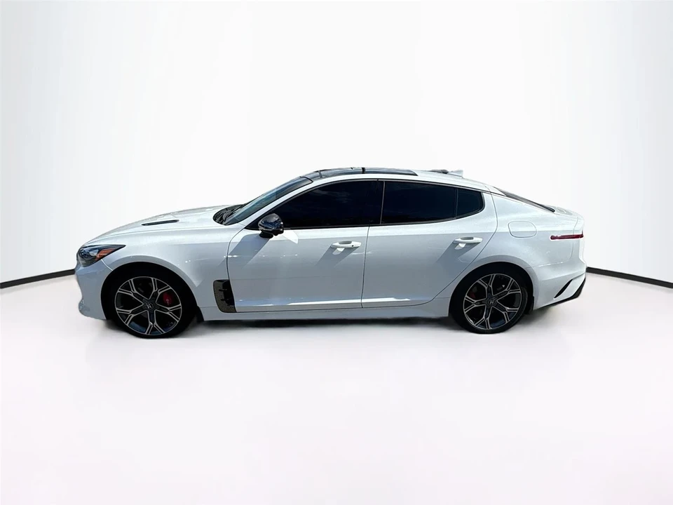 2023 Kia Stinger GT - Image 4 of 16