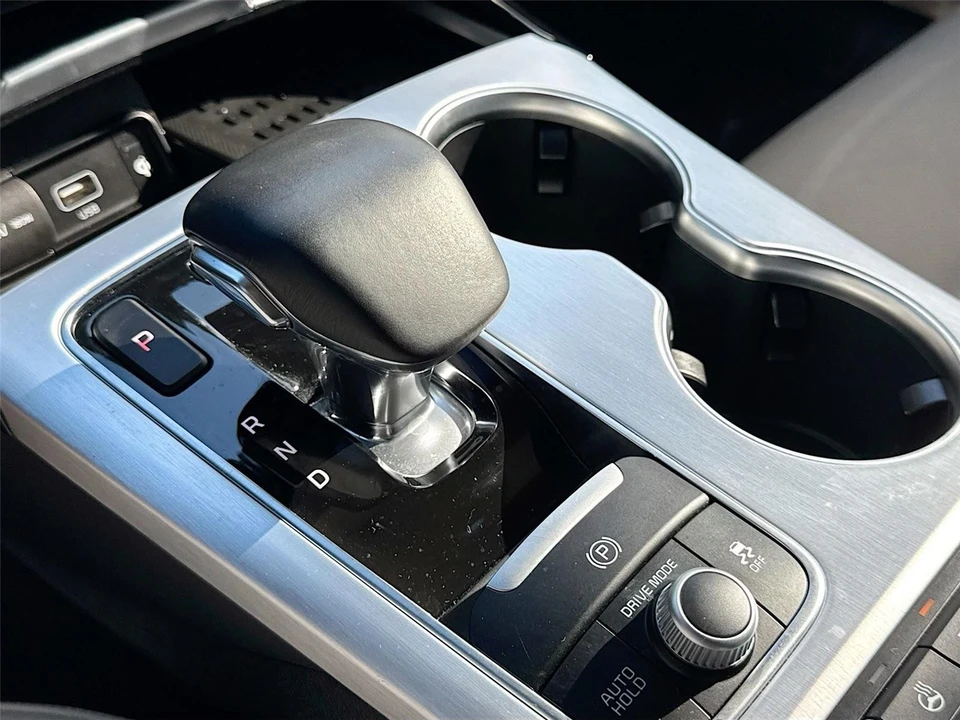 2023 Kia Stinger GT - Image 17 of 21