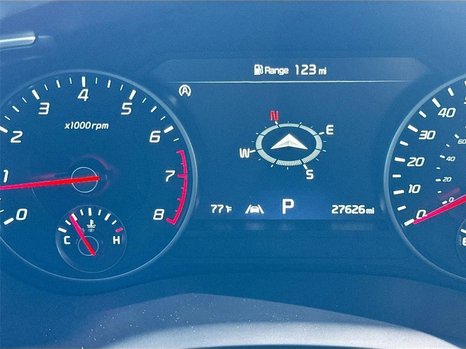 2023 Kia Stinger GT - Image 12 of 21