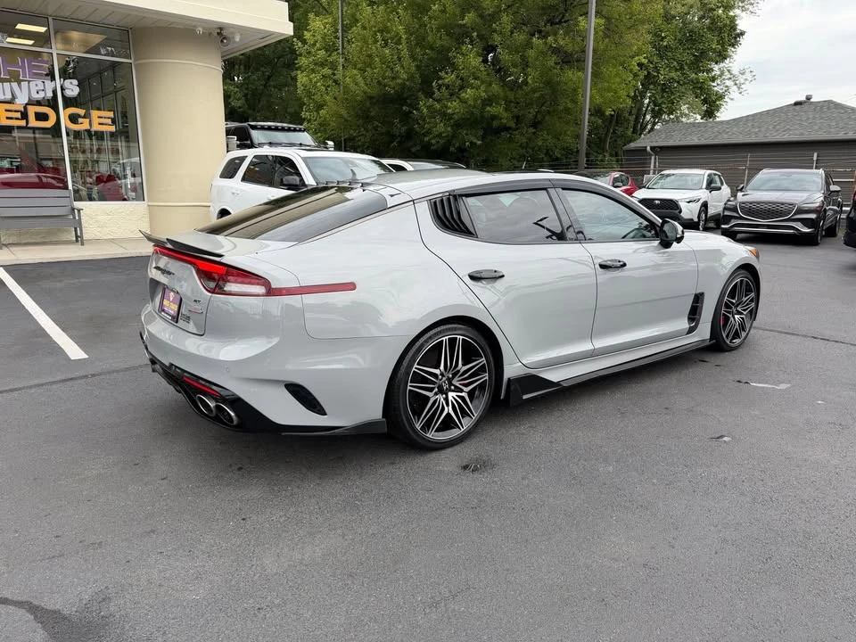 2023 Kia Stinger GT - Image 4 of 17