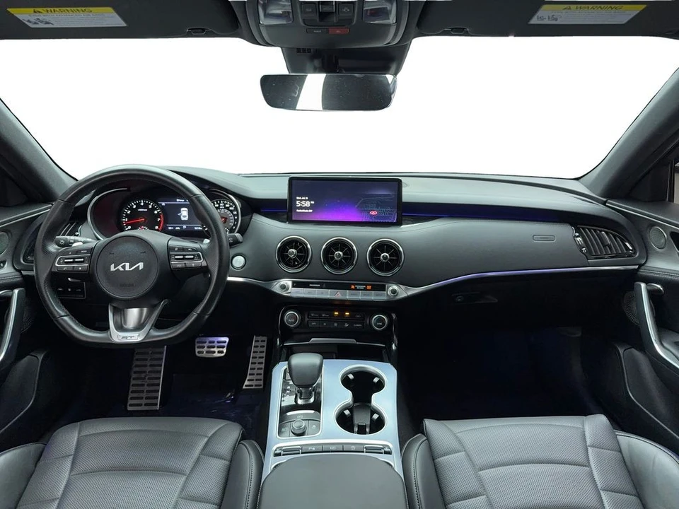 2023 Kia Stinger GT - Image 17 of 21