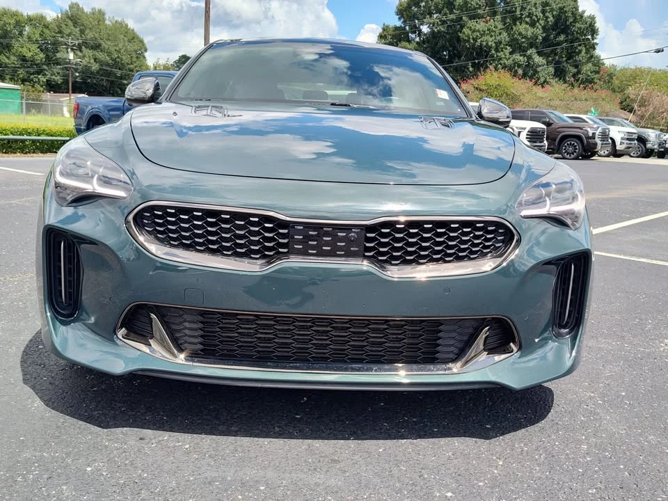 2023 Kia Stinger GT - Image 10 of 20