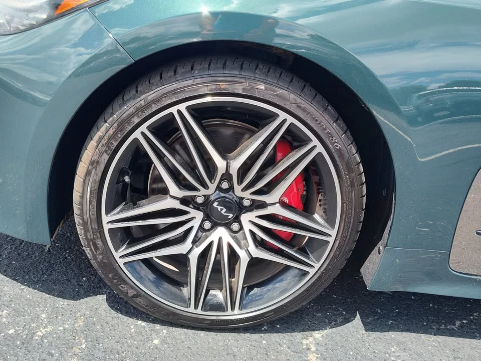 2023 Kia Stinger GT - Image 11 of 20
