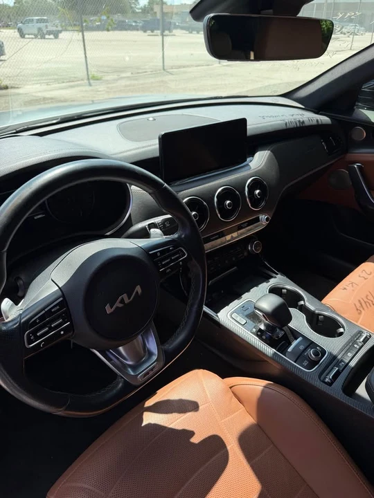 2023 Kia Stinger GT - Image 4 of 8