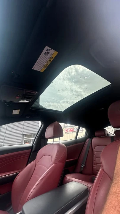 2023 Kia Stinger GT - Image 9 of 12