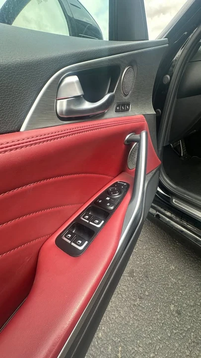 2023 Kia Stinger GT - Image 6 of 12