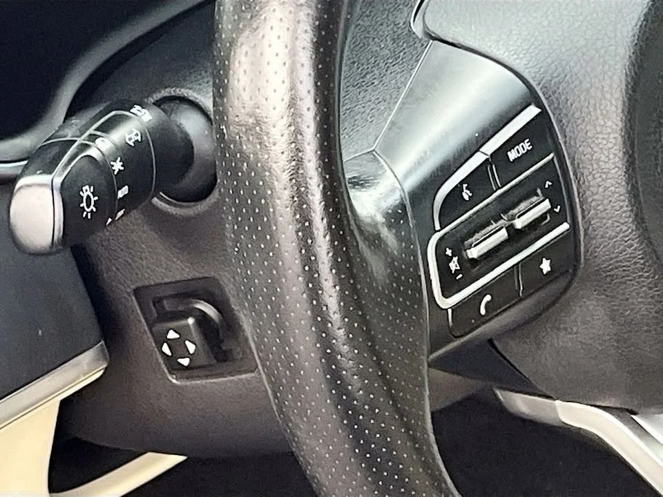 2023 Kia Stinger GT - Image 10 of 20