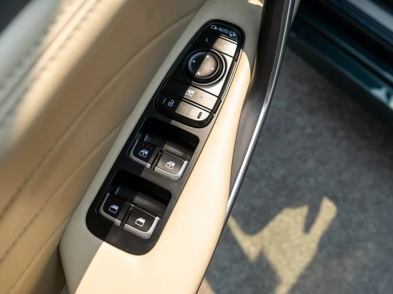 2023 Kia Stinger GT - Image 17 of 17