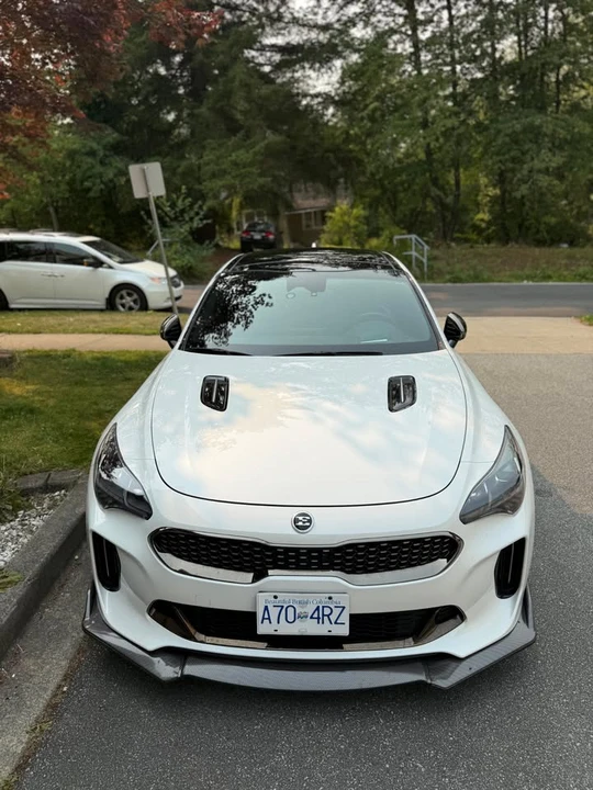 2023 Kia Stinger GT - Image 12 of 18