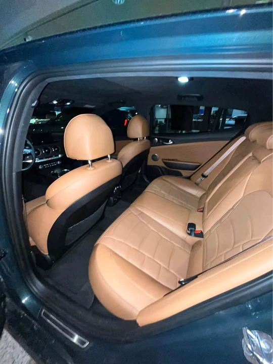 2023 Kia Stinger GT - Image 8 of 8