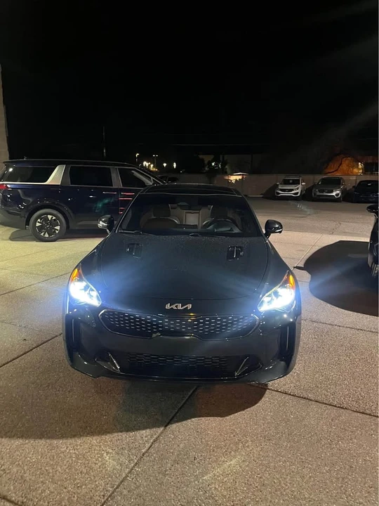 2023 Kia Stinger GT - Image 2 of 8
