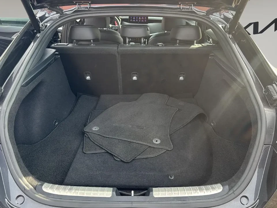 2023 Kia Stinger GT - Image 15 of 15