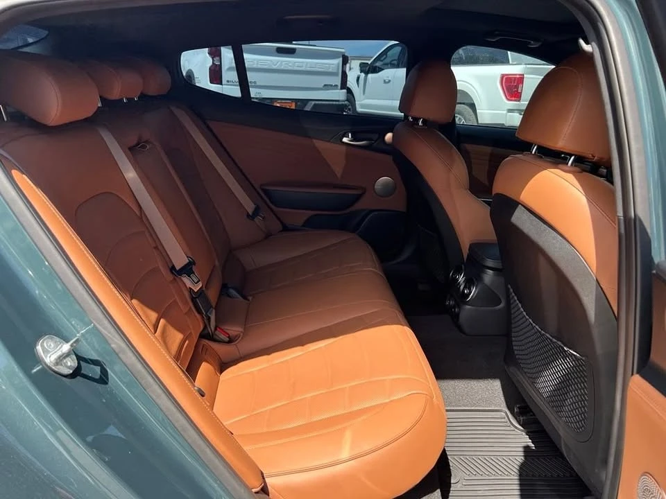 2023 Kia Stinger GT - Image 10 of 14