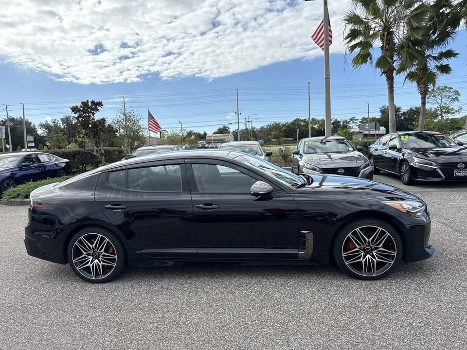 2023 Kia Stinger - Image 8 of 18