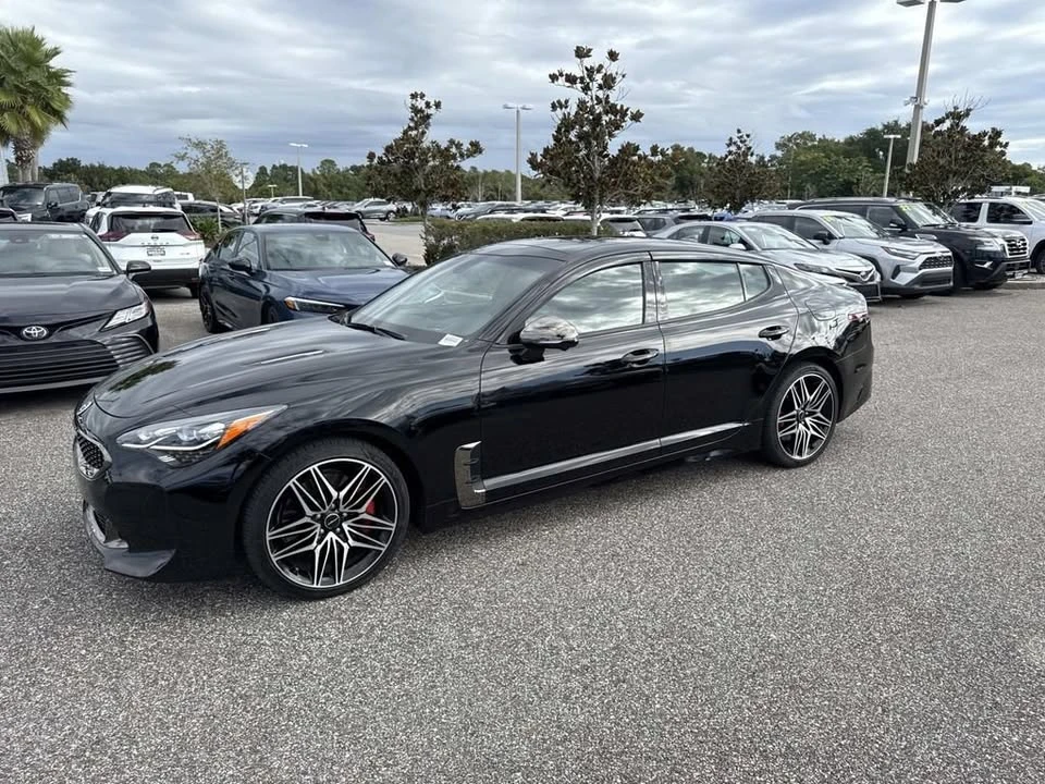 2023 Kia Stinger - Image 3 of 18