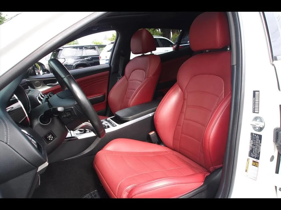 2023 Kia Stinger GT - Image 19 of 20