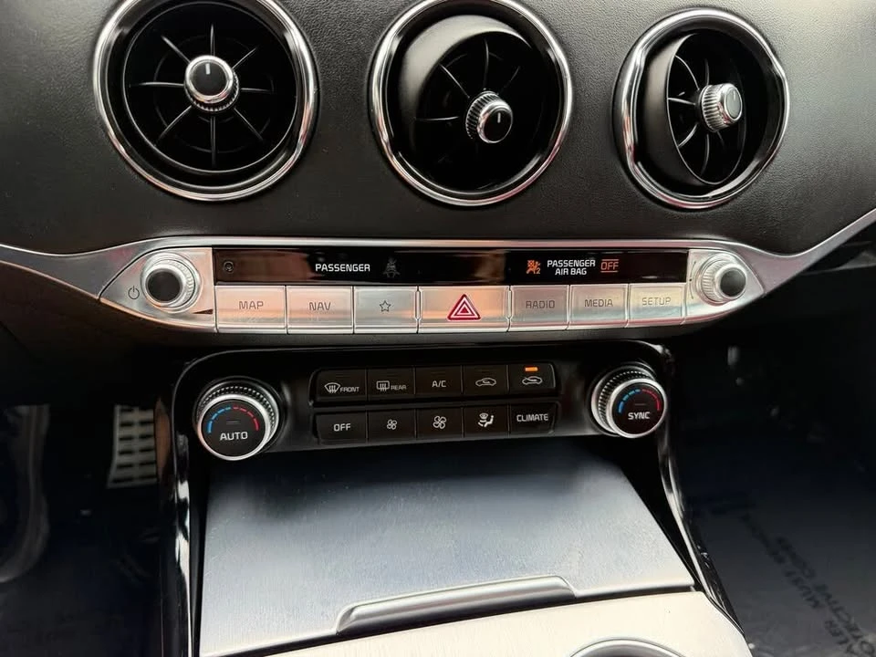 2023 Kia Stinger GT - Image 18 of 20