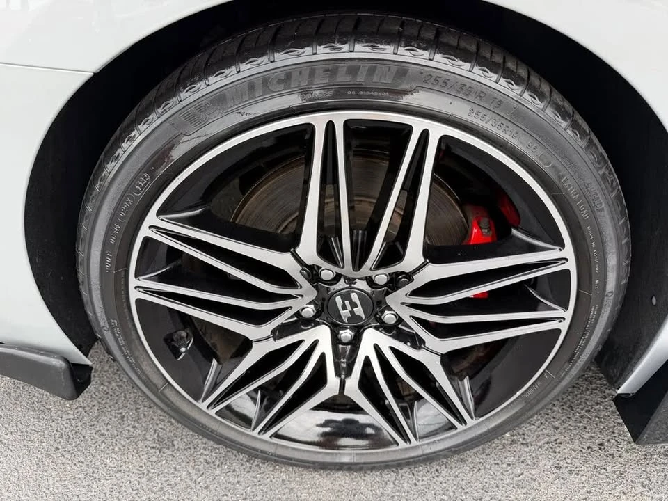 2023 Kia Stinger GT - Image 8 of 20